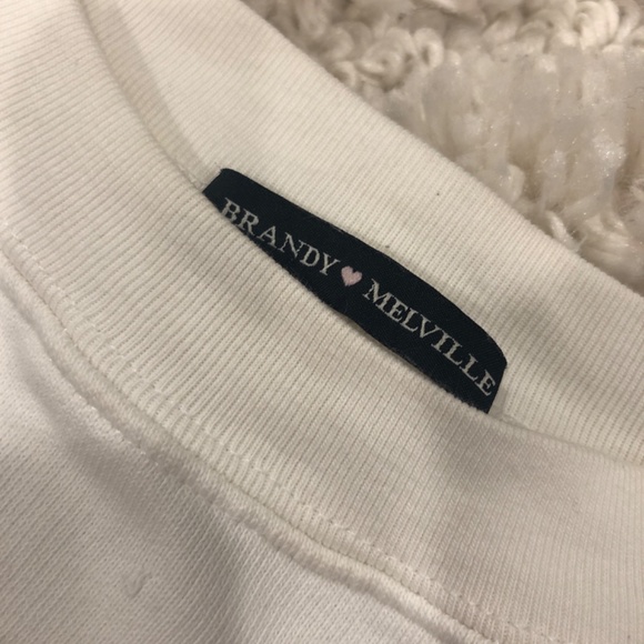 Hoddie - Picture 2 of 5